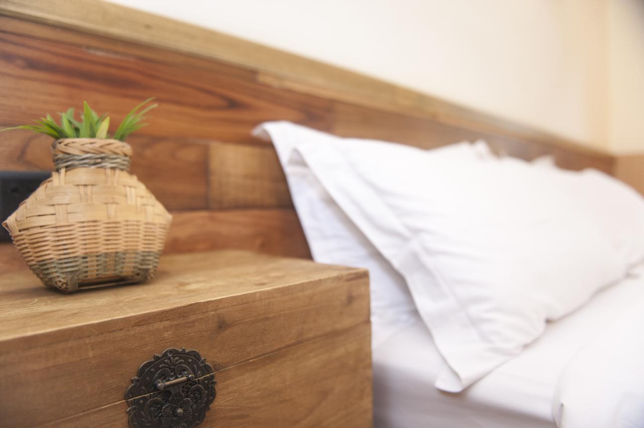 فندق Zen Tea House West Street Yang Shuo يانغتشو المظهر الخارجي الصورة