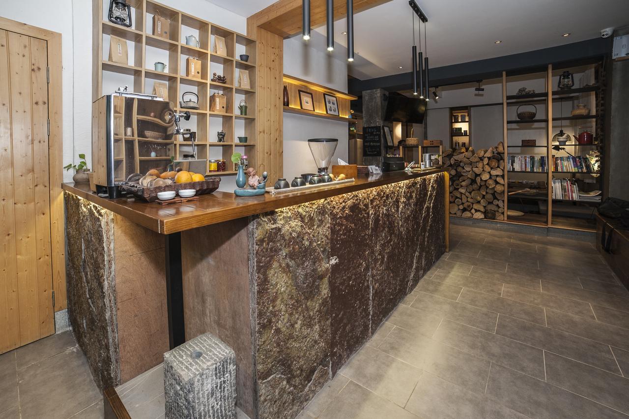 فندق Zen Tea House West Street Yang Shuo يانغتشو المظهر الخارجي الصورة